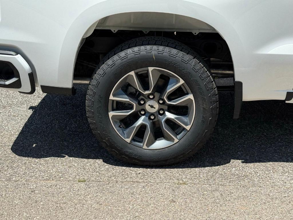 new 2025 Chevrolet Silverado 1500 car, priced at $51,004