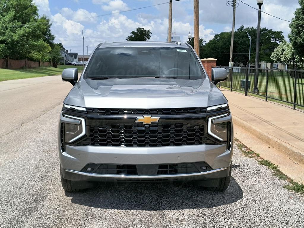 new 2025 Chevrolet Suburban car, priced at $76,487