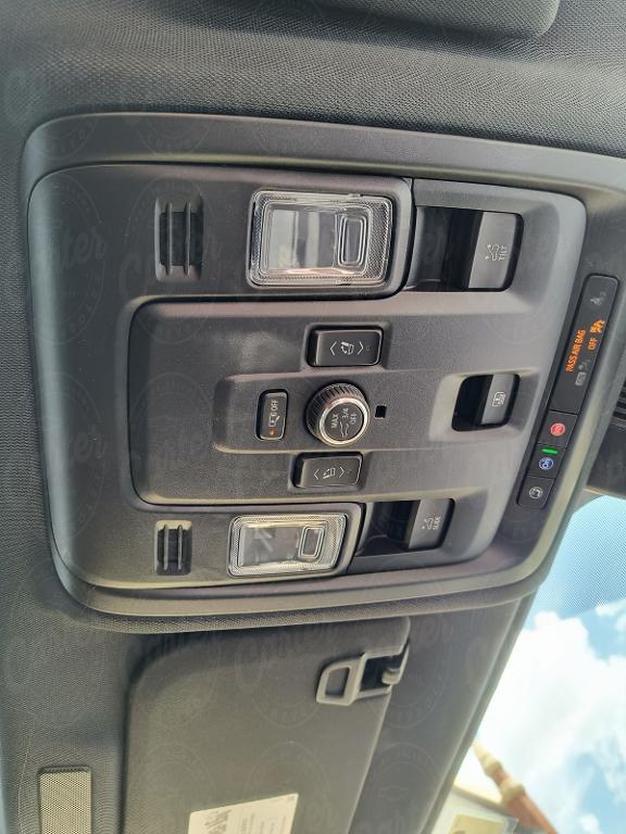 new 2025 Chevrolet Suburban car, priced at $76,487