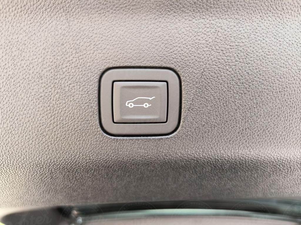 new 2025 Chevrolet Suburban car, priced at $76,487