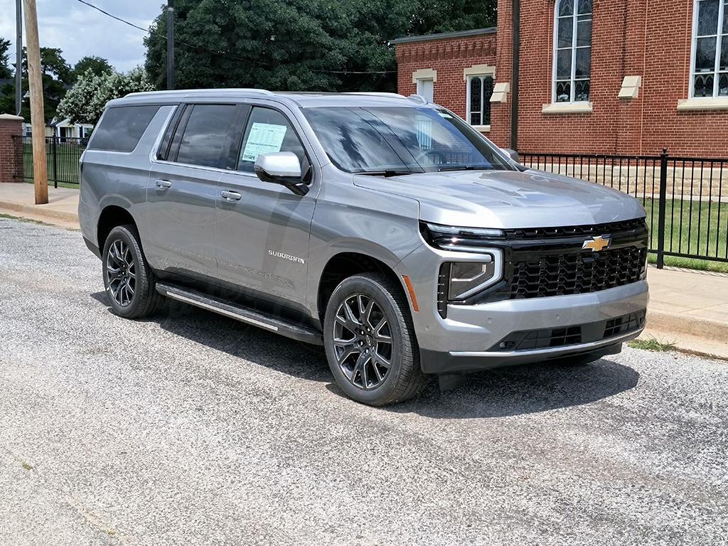 new 2025 Chevrolet Suburban car, priced at $76,487
