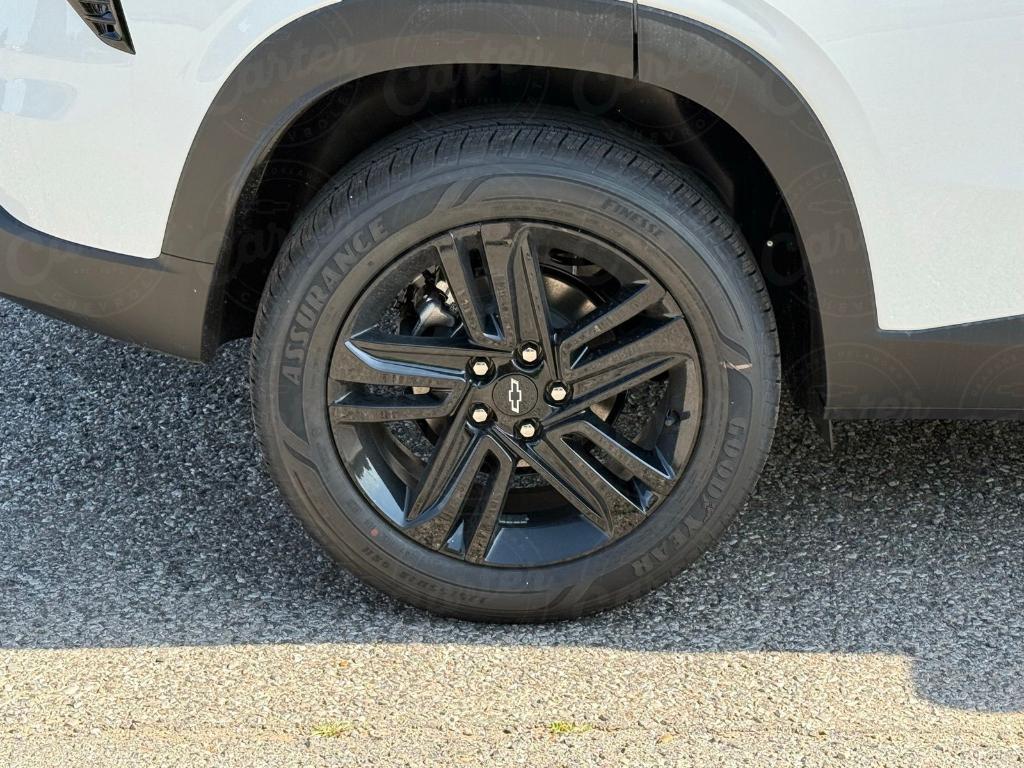 new 2025 Chevrolet Trax car, priced at $27,375