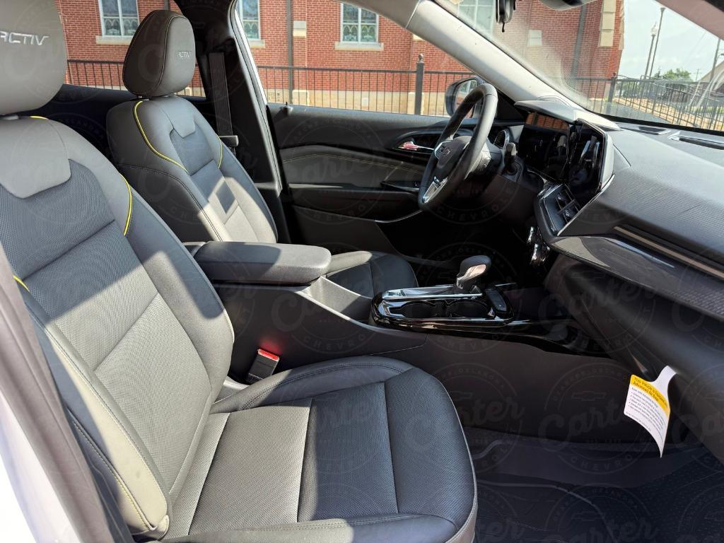 new 2025 Chevrolet Trax car, priced at $27,375