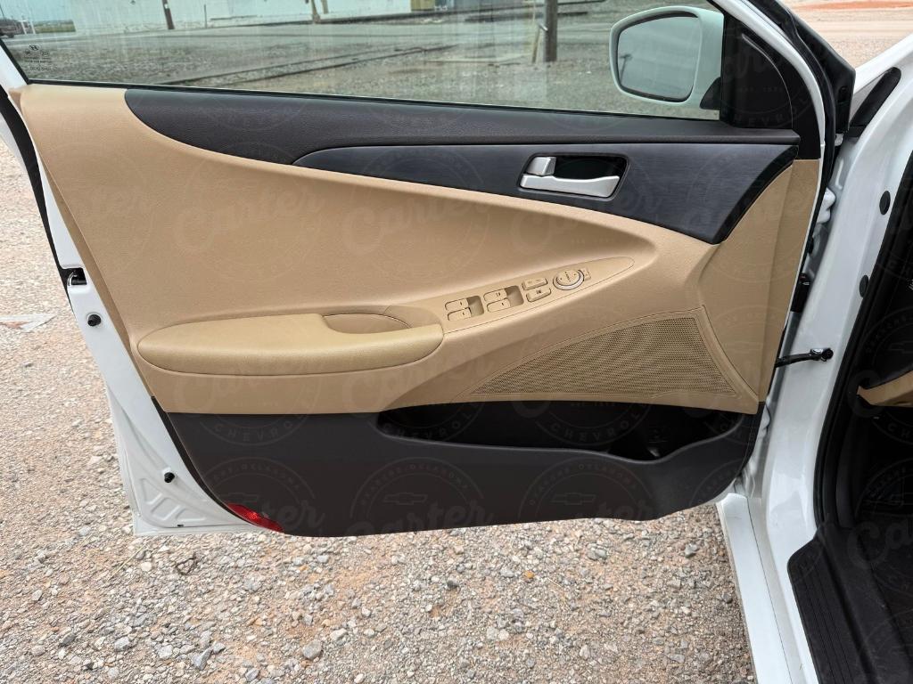 used 2013 Hyundai Sonata car, priced at $9,144