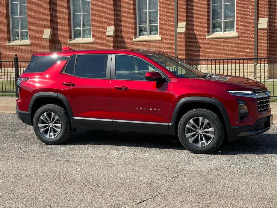 new 2025 Chevrolet Equinox car, priced at $31,615