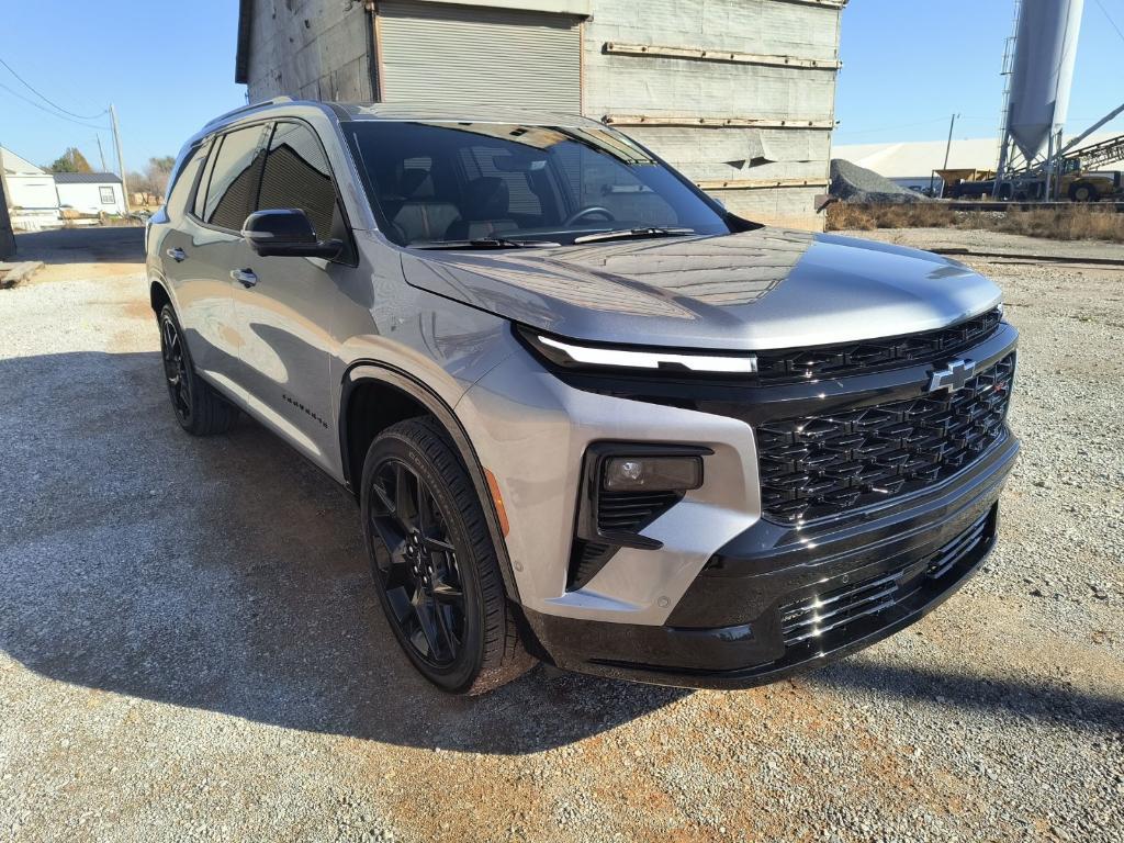 used 2025 Chevrolet Traverse car, priced at $48,075