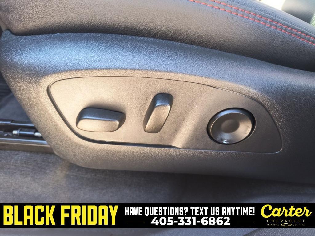 used 2025 Chevrolet Traverse car, priced at $48,075