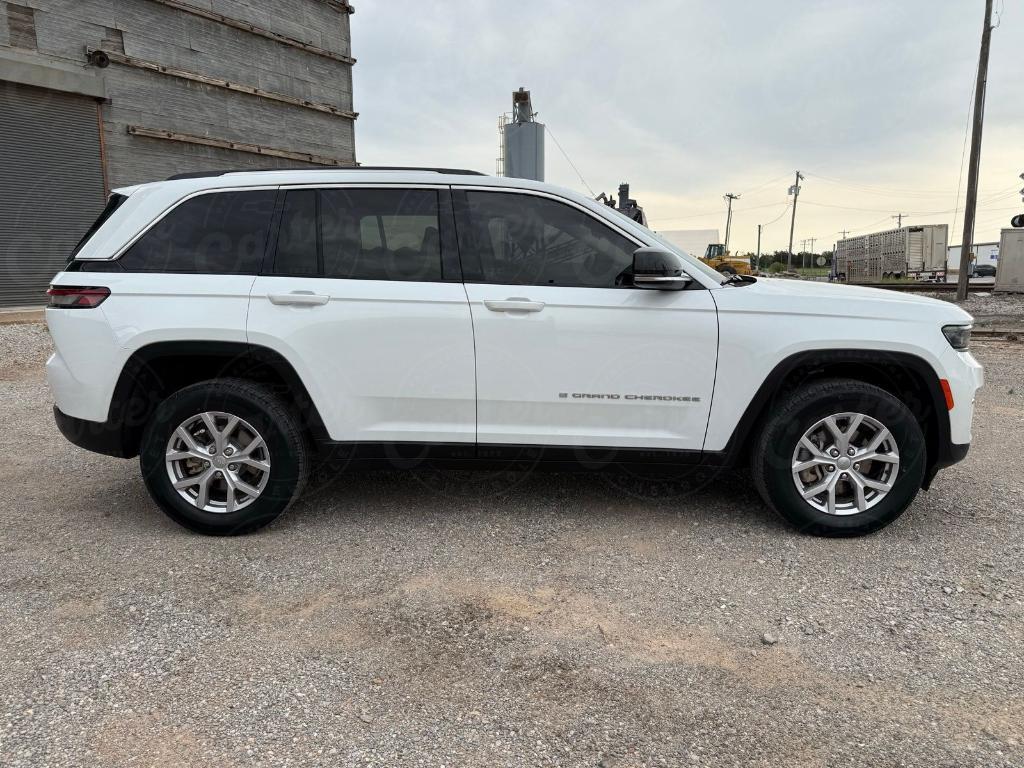 used 2022 Jeep Grand Cherokee car, priced at $31,977