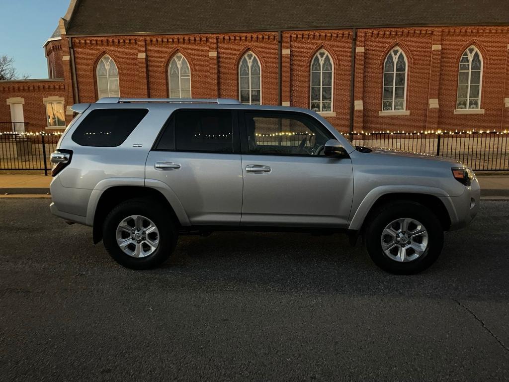 used 2015 Toyota 4Runner car, priced at $26,348