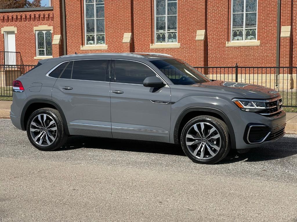 used 2022 Volkswagen Atlas Cross Sport car, priced at $30,995