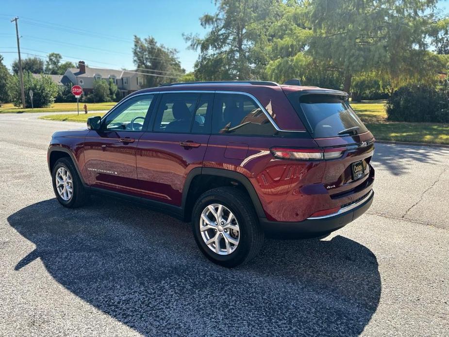 used 2024 Jeep Grand Cherokee car, priced at $39,956