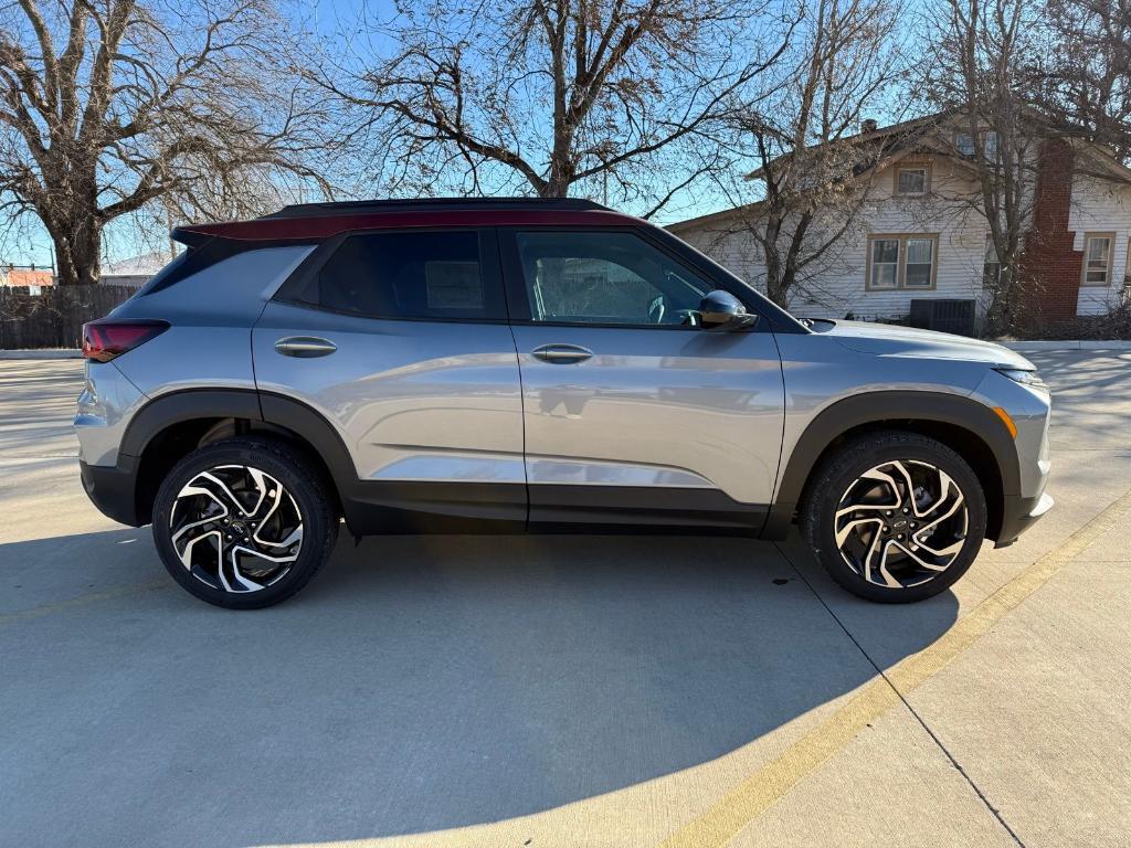 new 2025 Chevrolet TrailBlazer car, priced at $29,390