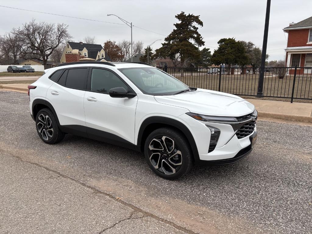 new 2025 Chevrolet Trax car, priced at $27,085