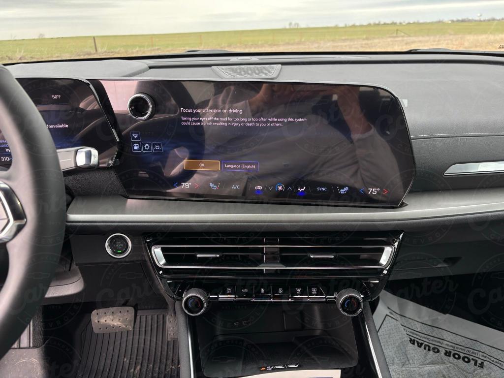 new 2025 Chevrolet Traverse car, priced at $48,404