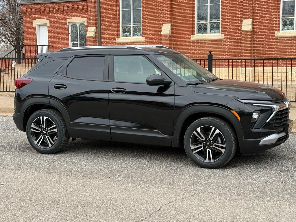 new 2025 Chevrolet TrailBlazer car, priced at $30,505