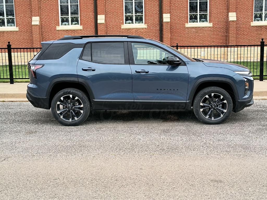 new 2026 Chevrolet Equinox car, priced at $34,395