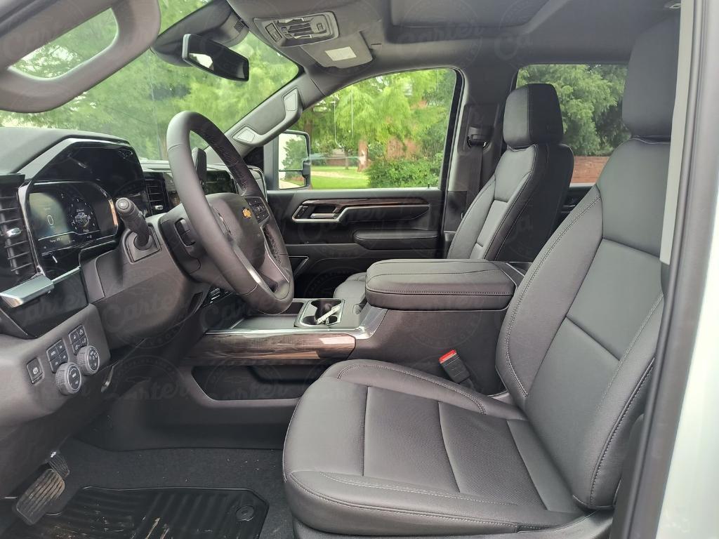 new 2025 Chevrolet Silverado 2500 car, priced at $69,176