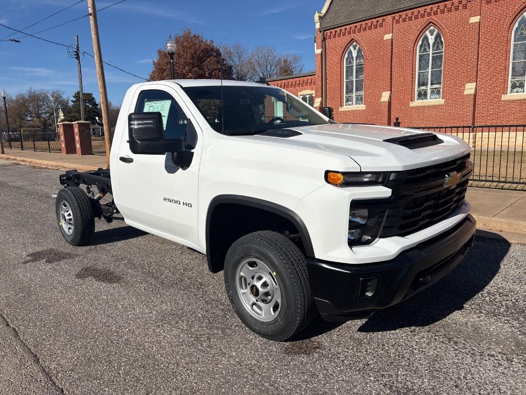 new 2025 Chevrolet Silverado 2500 car, priced at $64,913