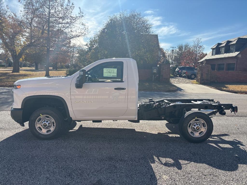 new 2025 Chevrolet Silverado 2500 car, priced at $64,913