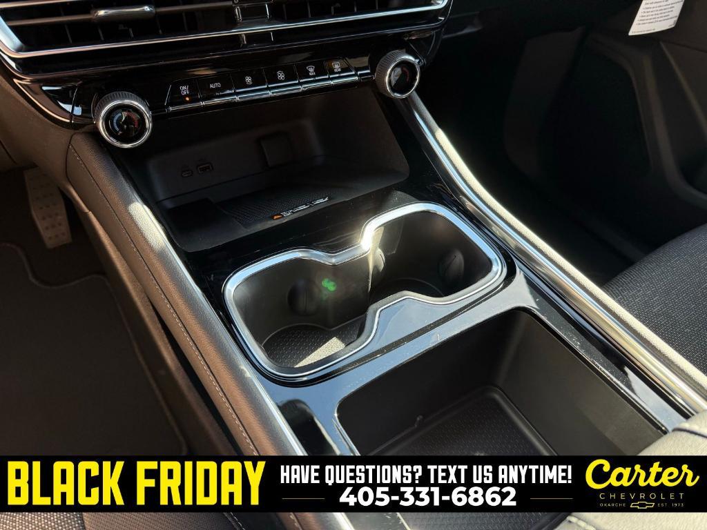 new 2026 Chevrolet Traverse car, priced at $42,149