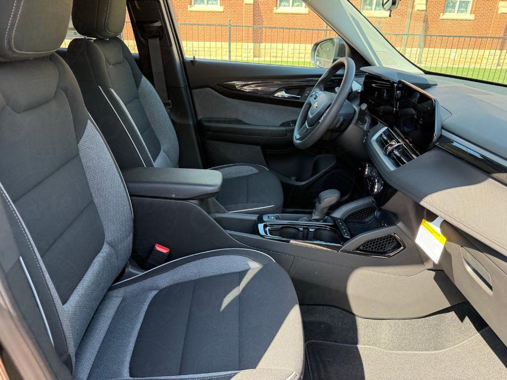 new 2026 Chevrolet TrailBlazer car, priced at $25,954