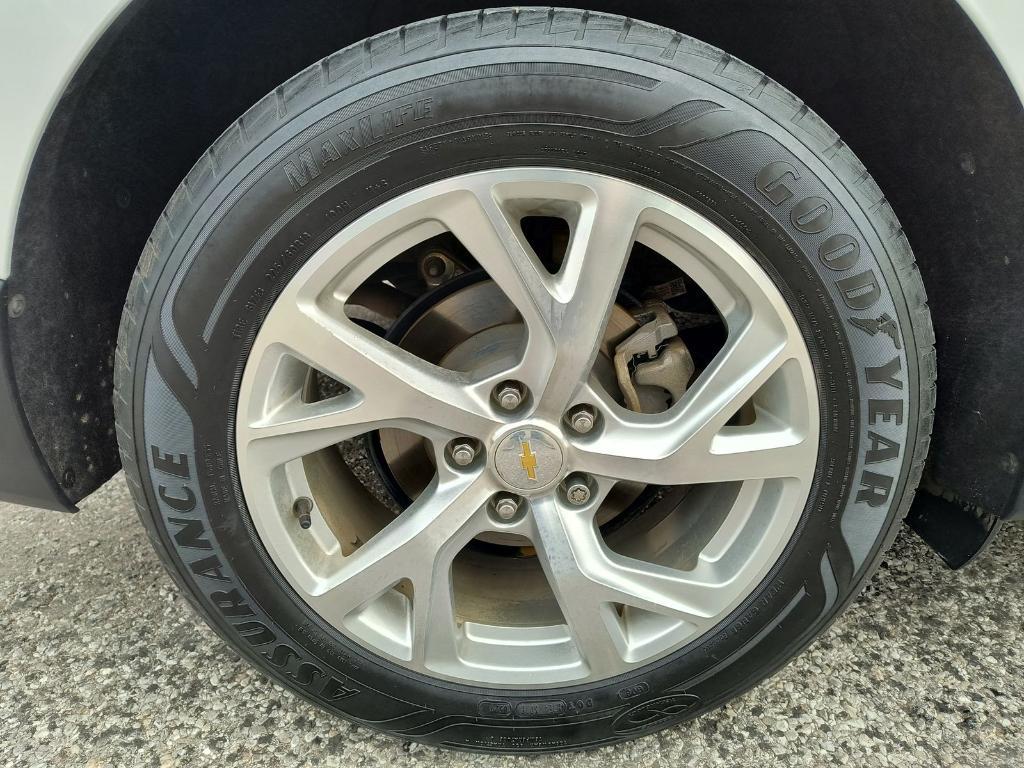 used 2019 Chevrolet Equinox car, priced at $17,900