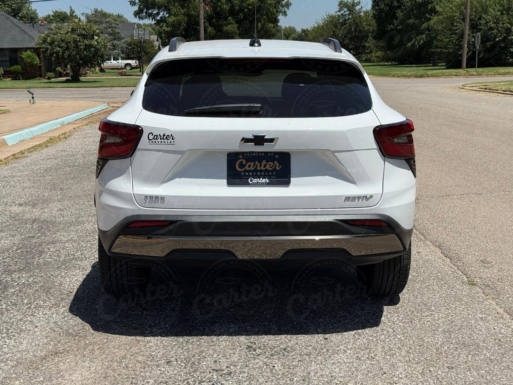 new 2025 Chevrolet Trax car, priced at $26,555