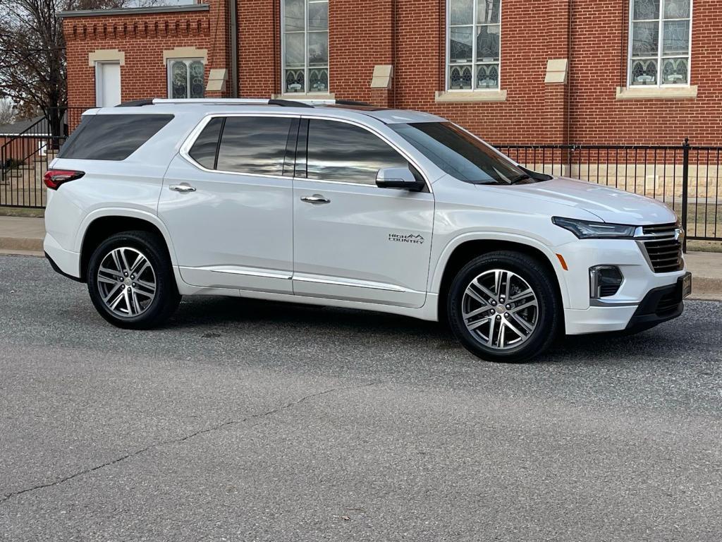 used 2023 Chevrolet Traverse car, priced at $41,850