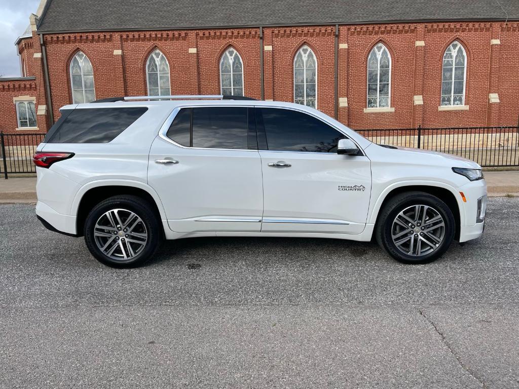 used 2023 Chevrolet Traverse car, priced at $41,850