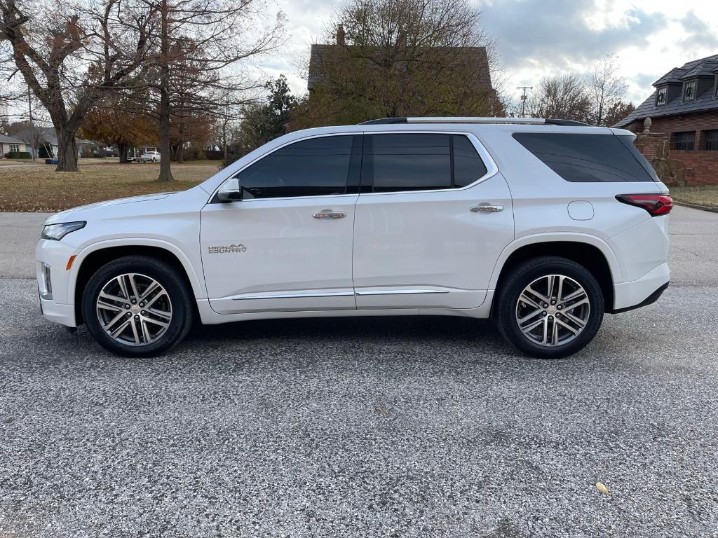 used 2023 Chevrolet Traverse car, priced at $41,850