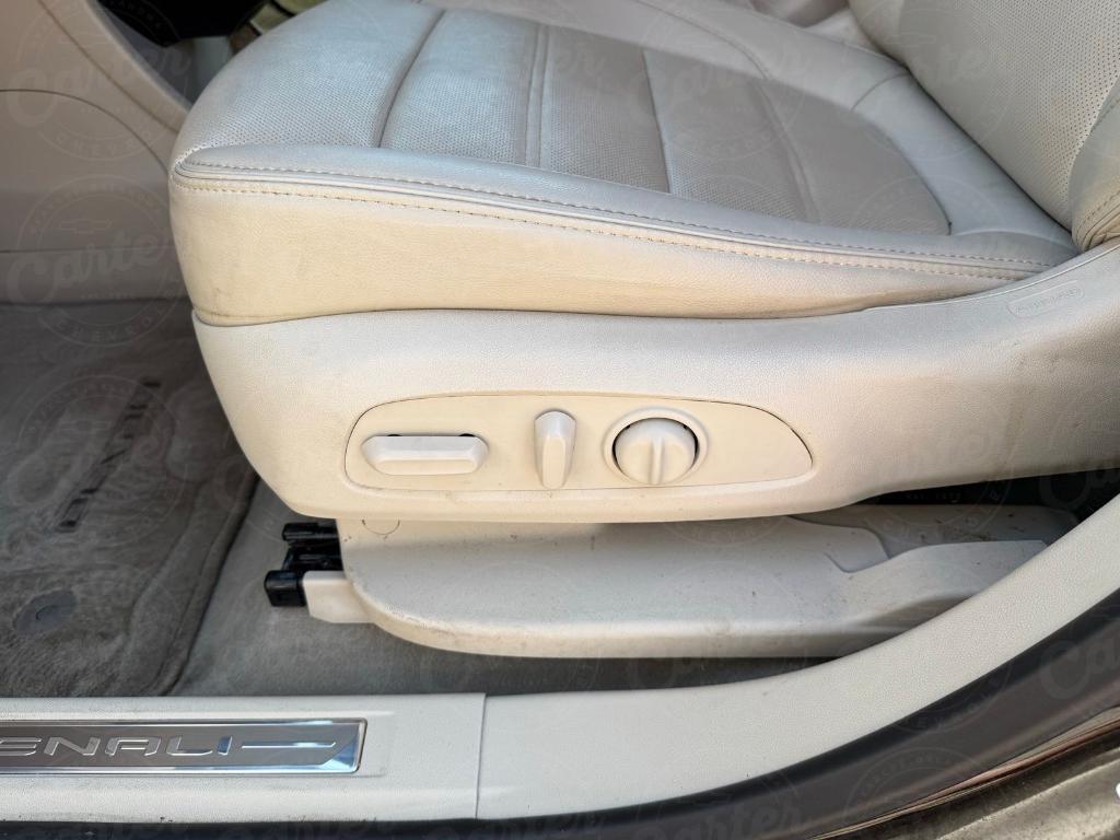 used 2022 GMC Acadia car, priced at $33,389