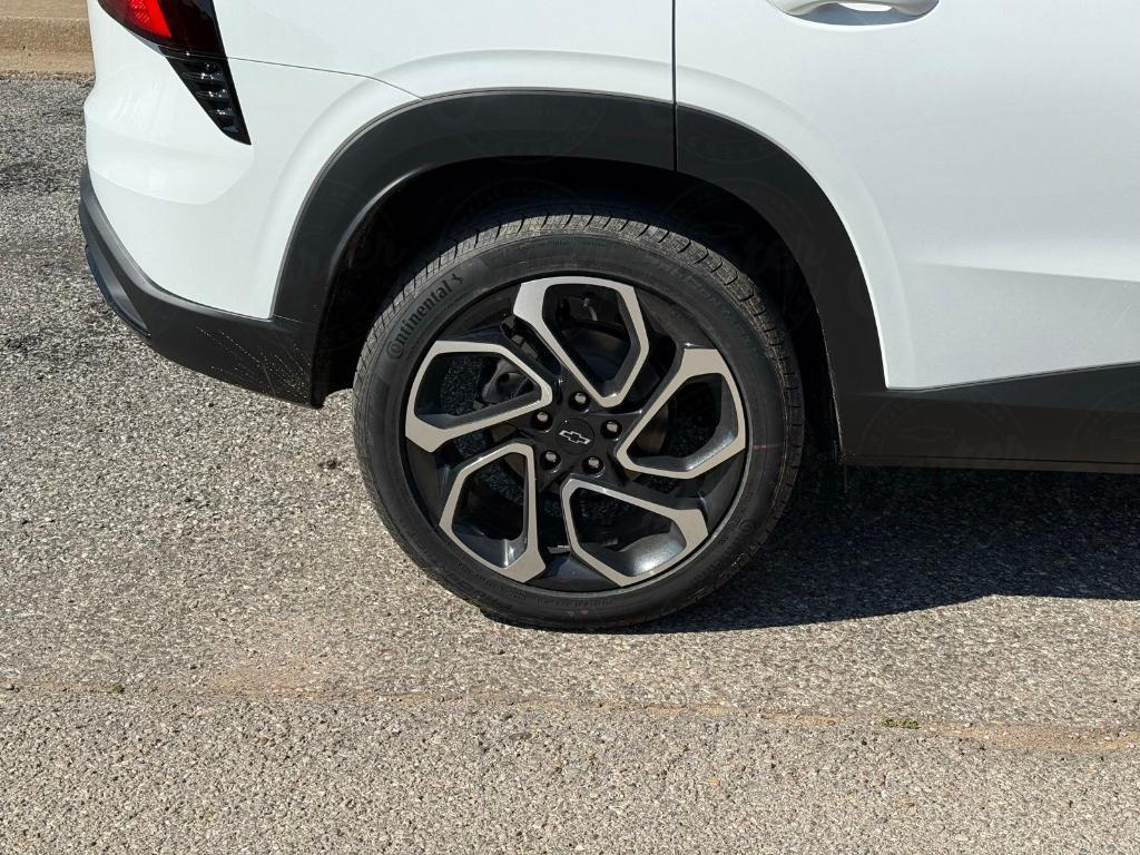 new 2026 Chevrolet Trax car, priced at $27,795