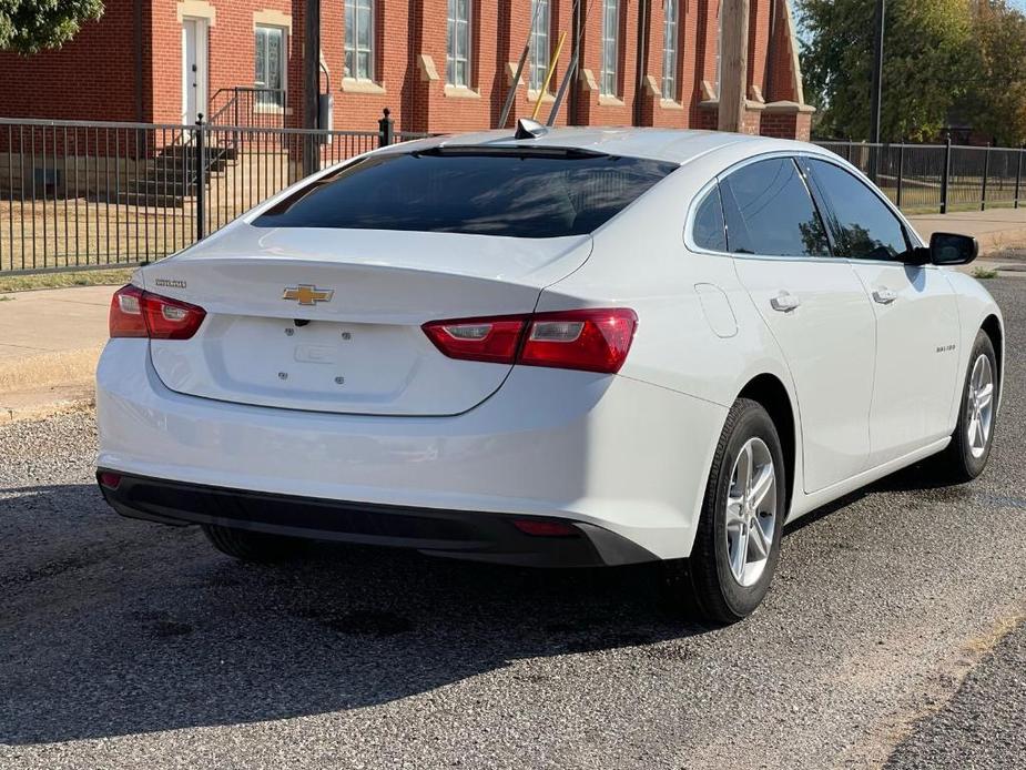 new 2024 Chevrolet Malibu car, priced at $26,045