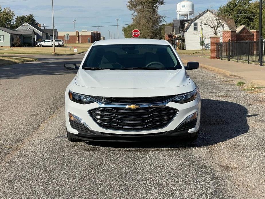 new 2024 Chevrolet Malibu car, priced at $26,045