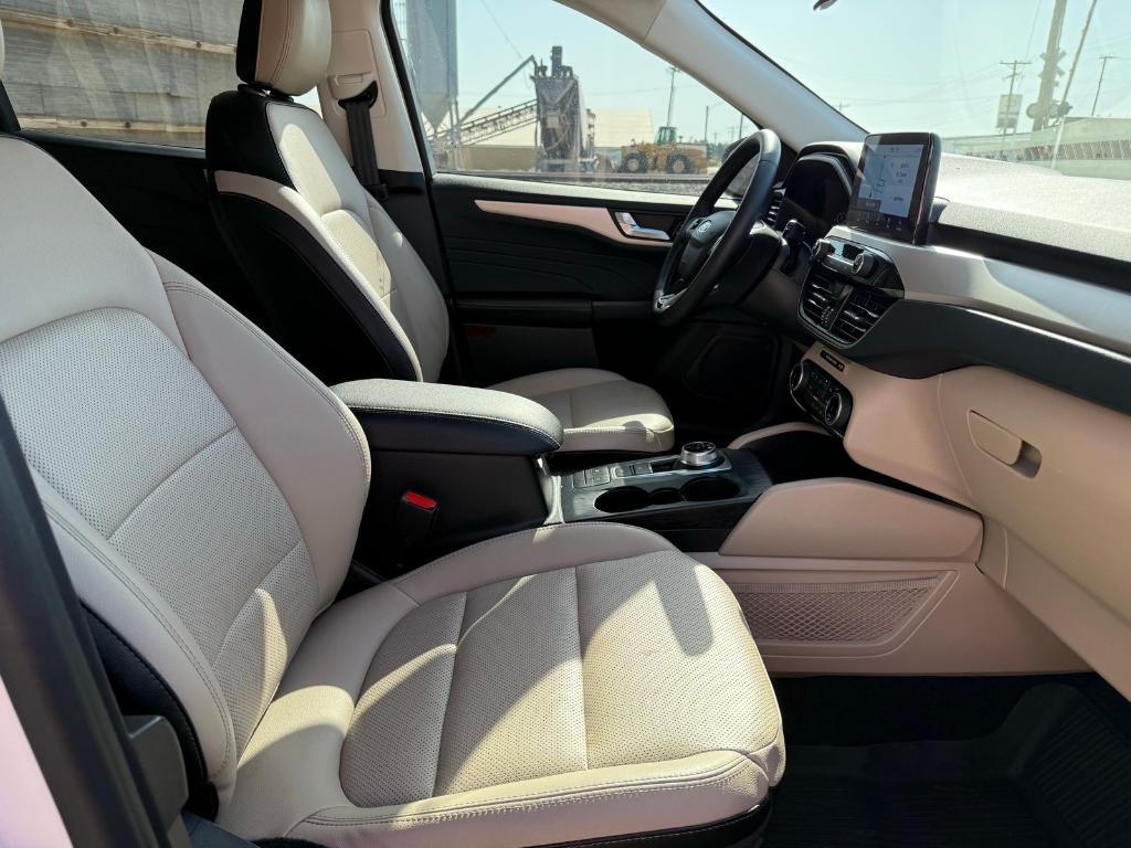 used 2022 Ford Escape car, priced at $21,500
