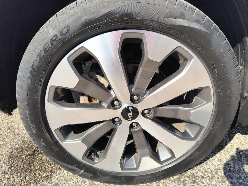 used 2022 Kia Telluride car, priced at $27,000