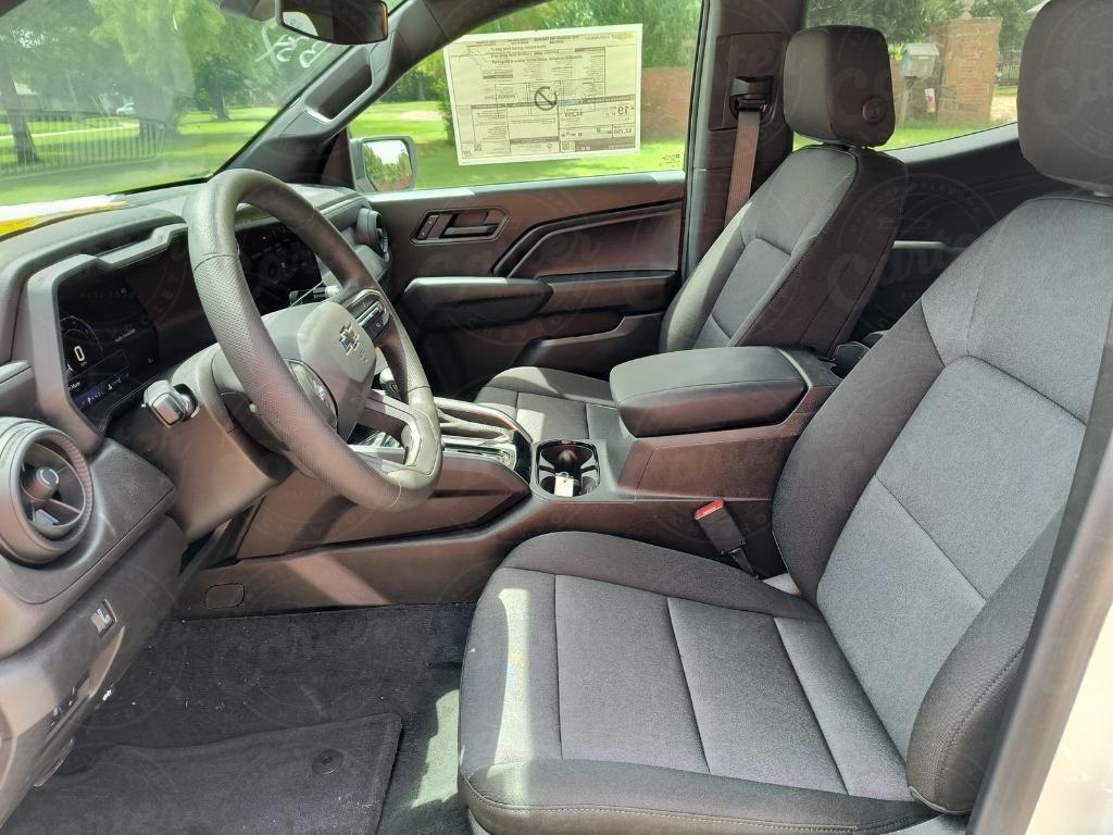 new 2025 Chevrolet Colorado car, priced at $42,070