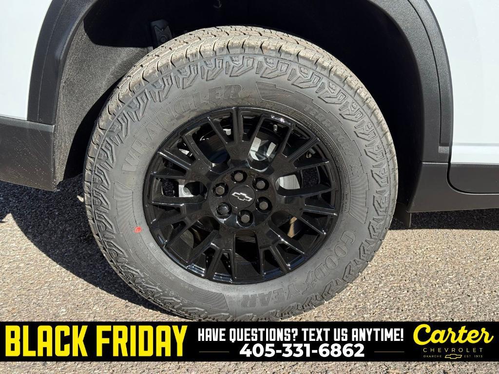 new 2026 Chevrolet Traverse car, priced at $54,310