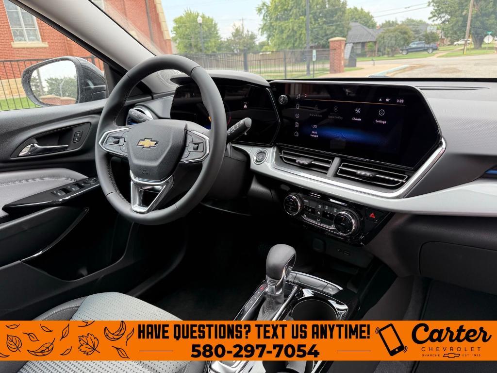 new 2025 Chevrolet Trax car, priced at $25,499