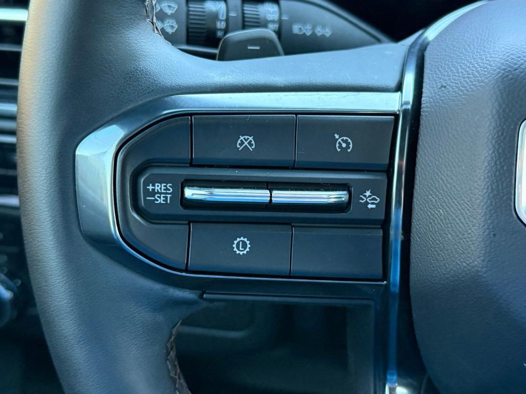 used 2025 GMC Yukon car, priced at $78,000