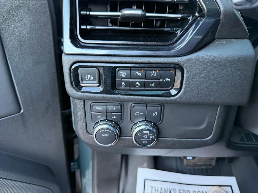 used 2025 GMC Yukon car, priced at $78,000