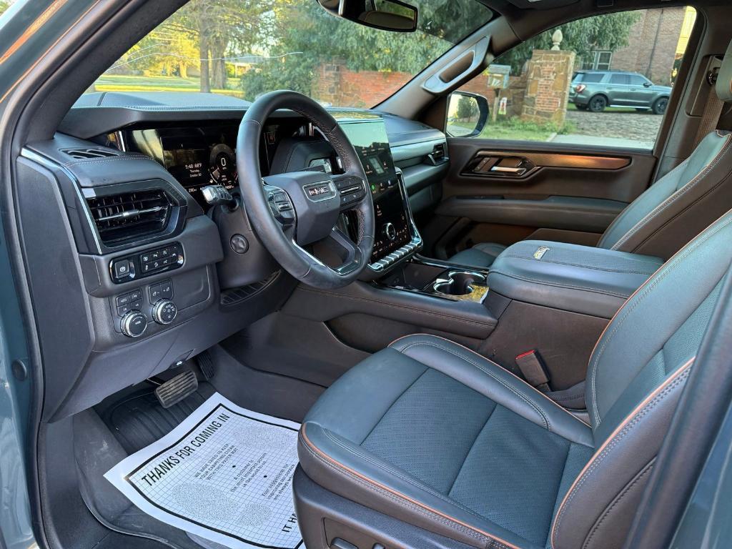 used 2025 GMC Yukon car, priced at $78,000