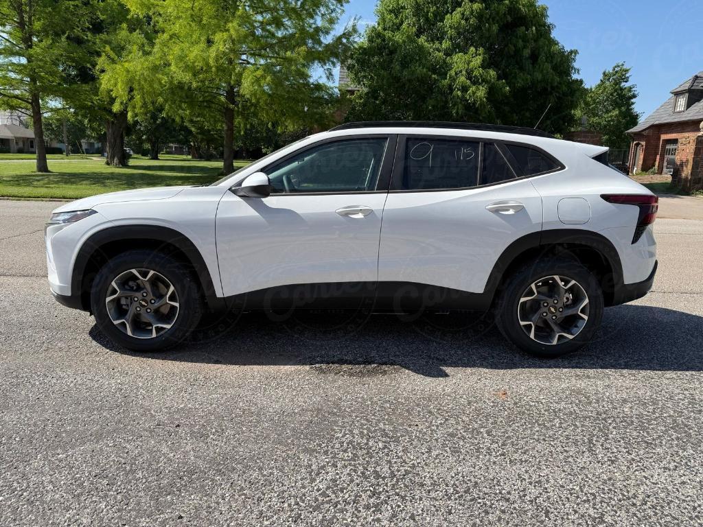 new 2025 Chevrolet Trax car, priced at $25,760