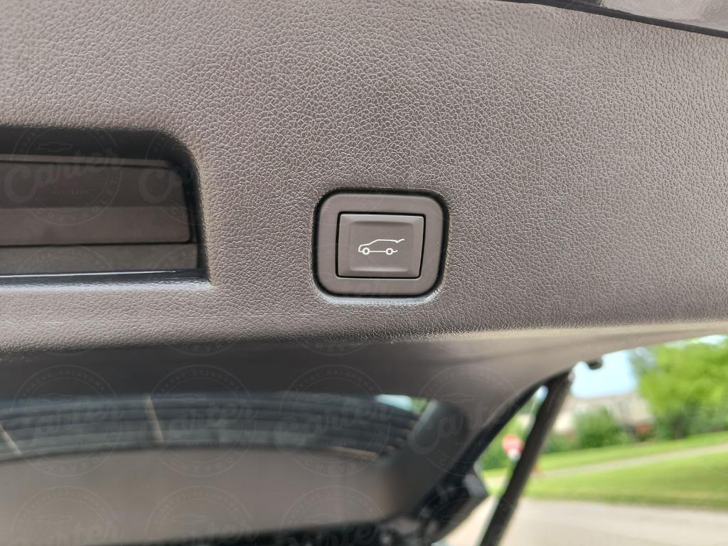 new 2025 Chevrolet Traverse car, priced at $43,735