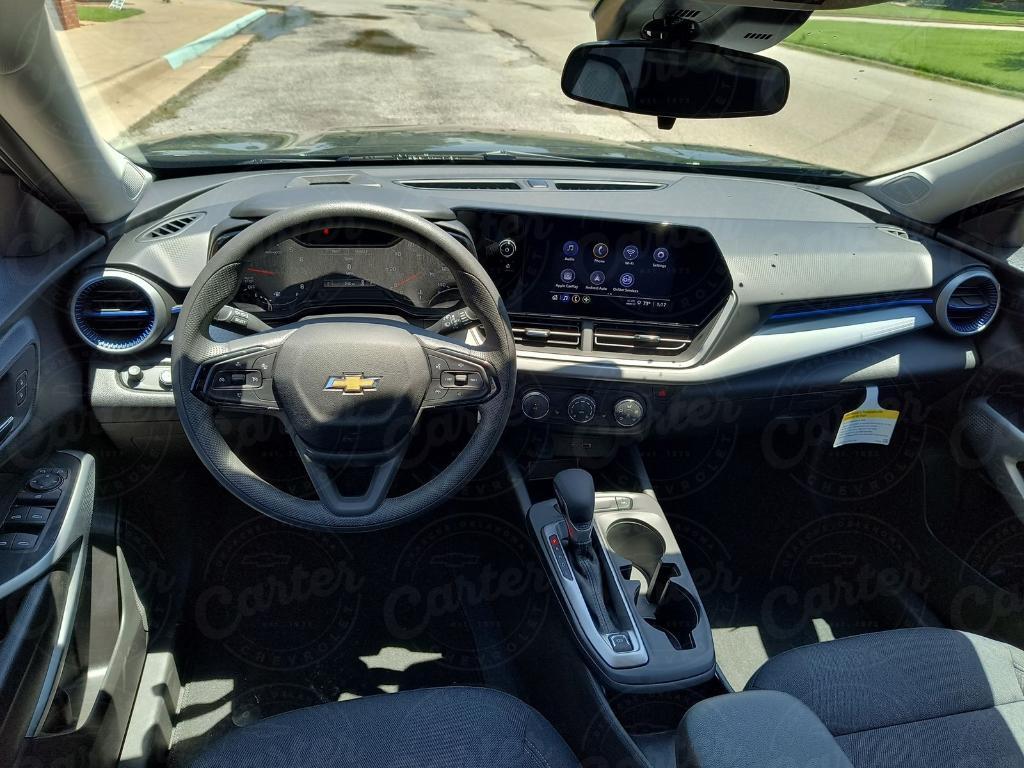 new 2025 Chevrolet Trax car, priced at $22,890