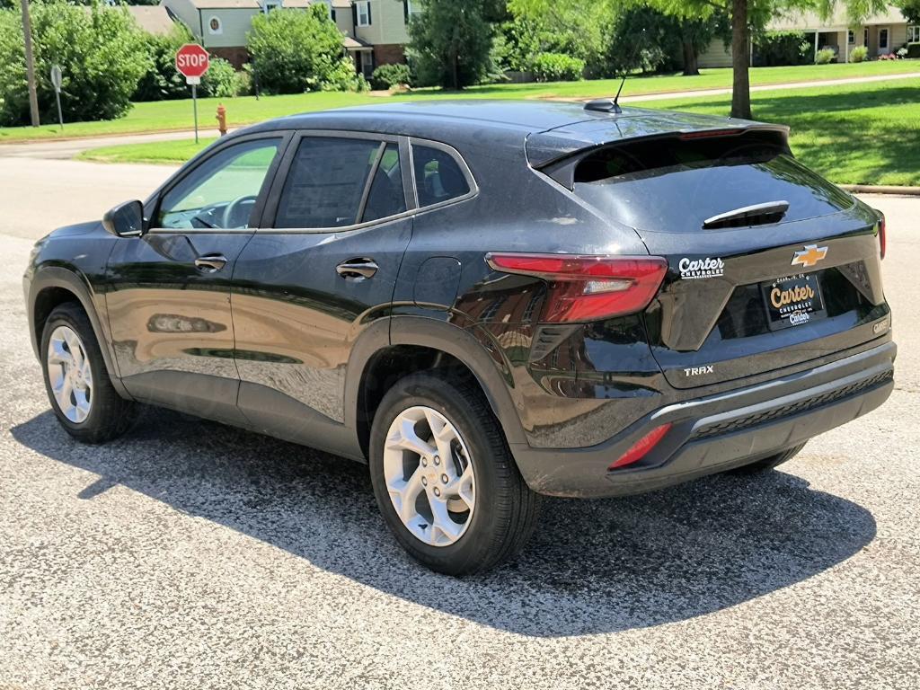 new 2025 Chevrolet Trax car, priced at $22,890