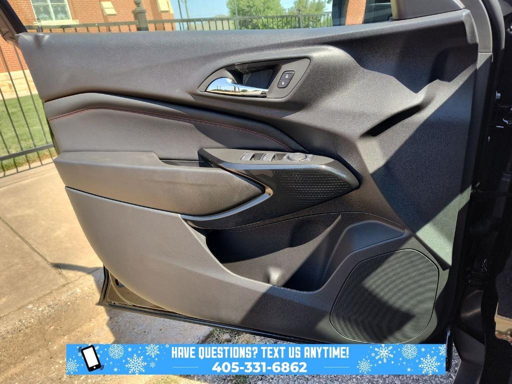 new 2025 Chevrolet Trax car, priced at $27,192