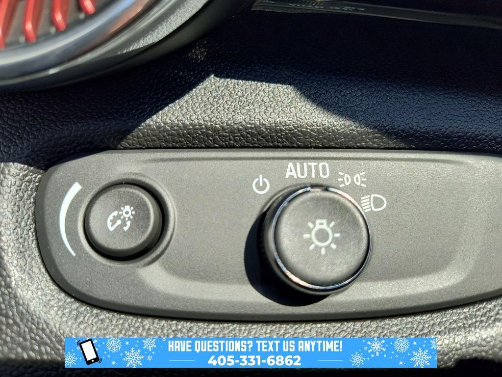 new 2025 Chevrolet Trax car, priced at $27,192