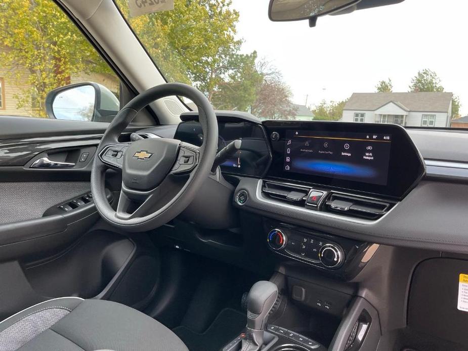 new 2025 Chevrolet TrailBlazer car, priced at $26,425