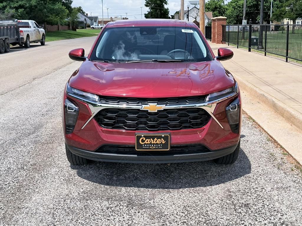 new 2025 Chevrolet Trax car, priced at $22,890